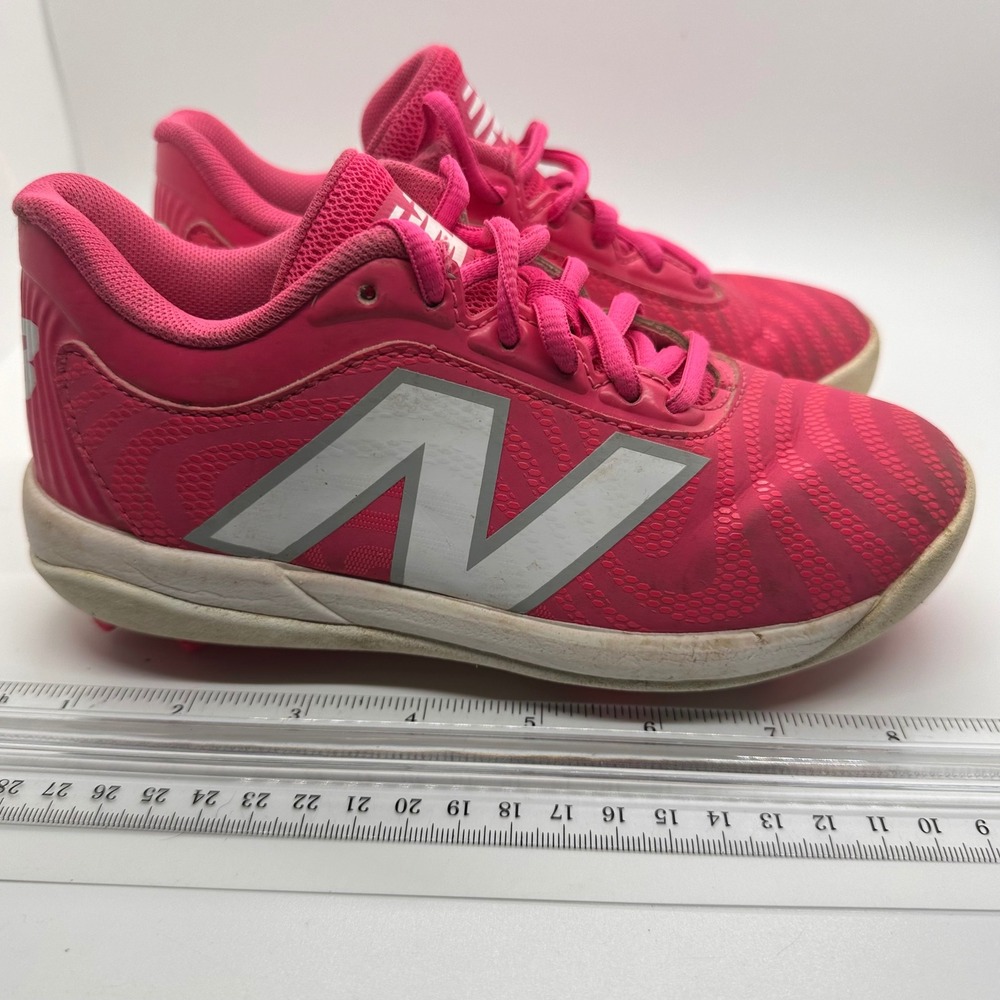 New Balance Turf Shoes‎ Pink Molded Cleats Soccer Baseball Girls Size 13 US - Picture 7 of 10